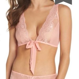 NWT Chelsea 28 Sheer Tie Front Bralette (S)